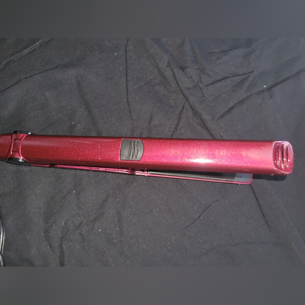 Used Conair Infiniti Pro 1 inch Tourmaline Ceramic Flat Iron Hair Straightener - Picture 15 of 15